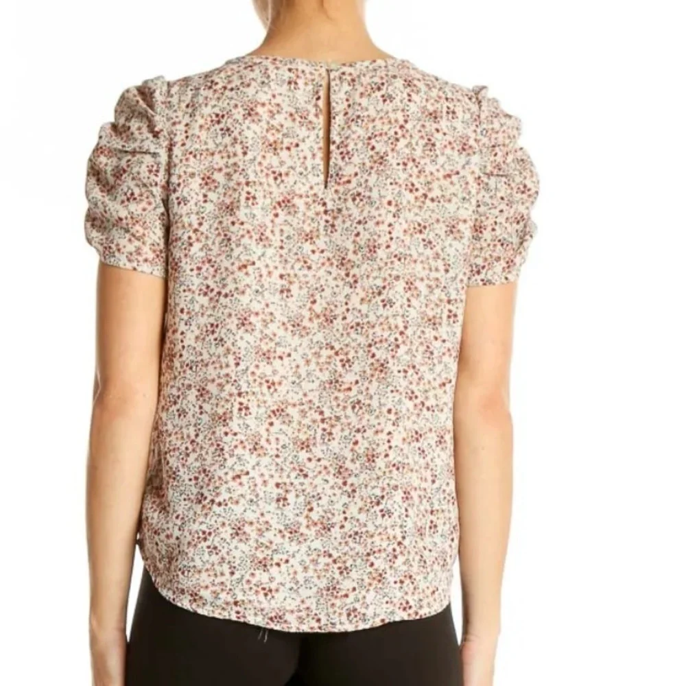 LOFT Cream and Pink Floral Puff Sleeve Top